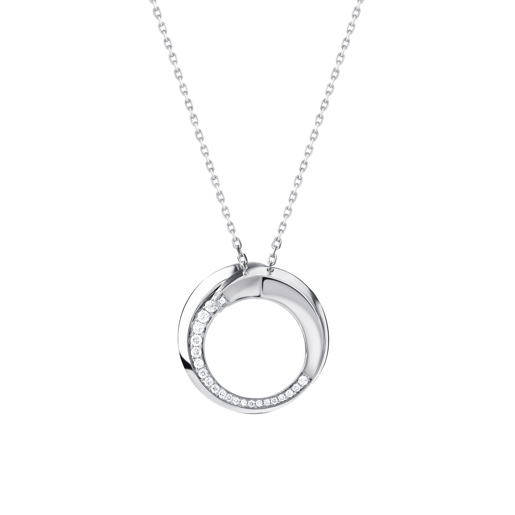Picture of Angelina's necklace